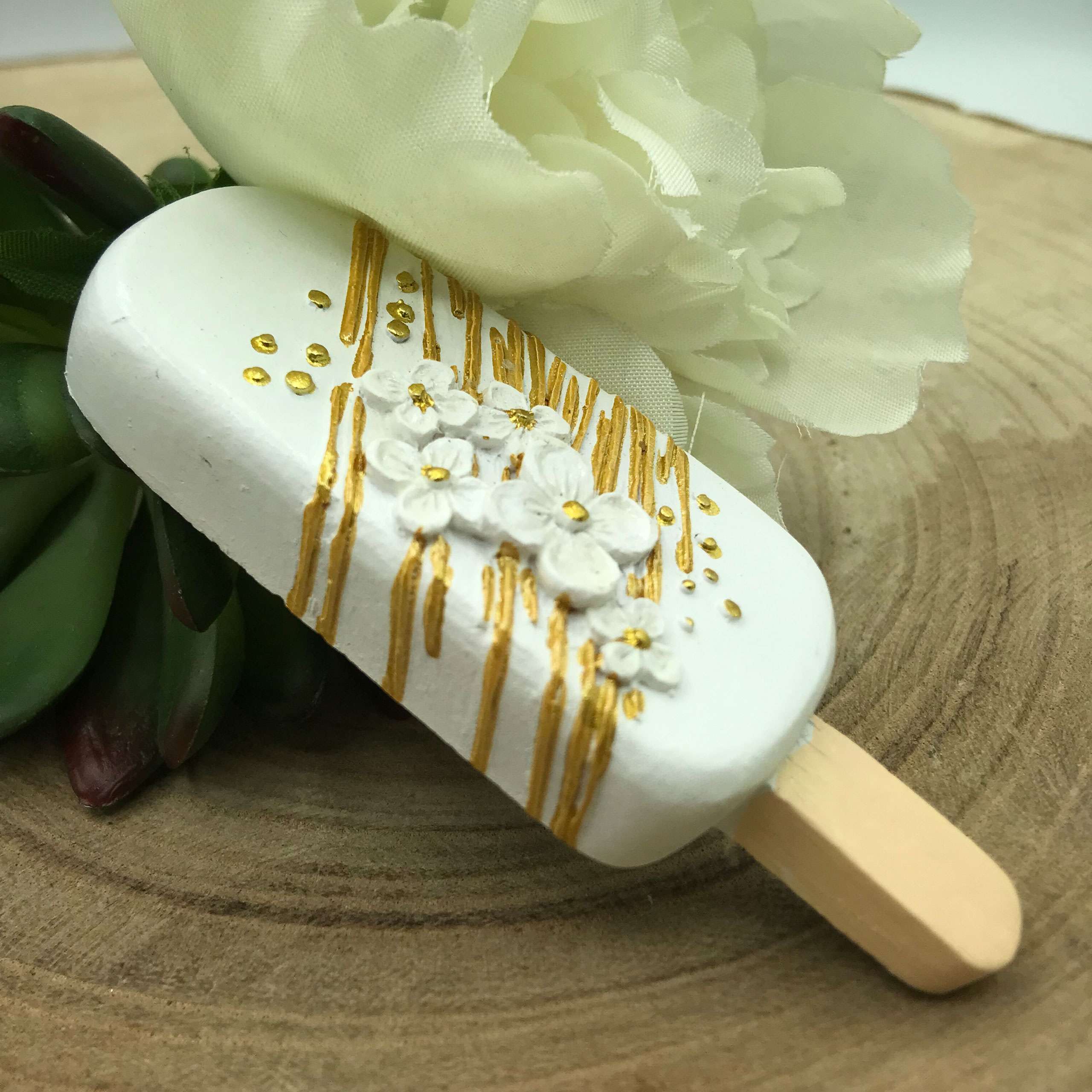 Calamita-gelato-con-ortensie-bianca (2)