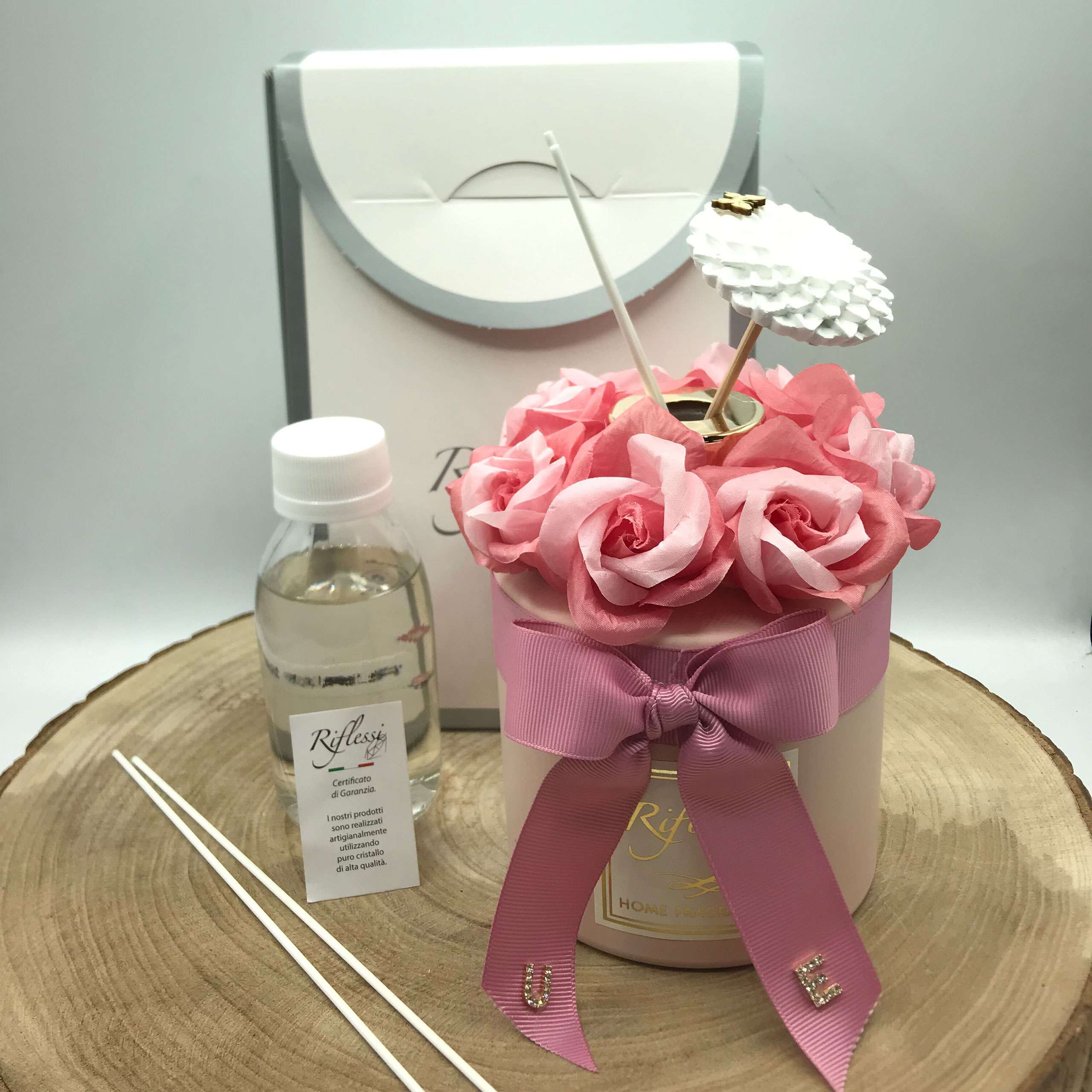 Profumatore-con-ghirlanda-di-rose-cipria-grande (1)
