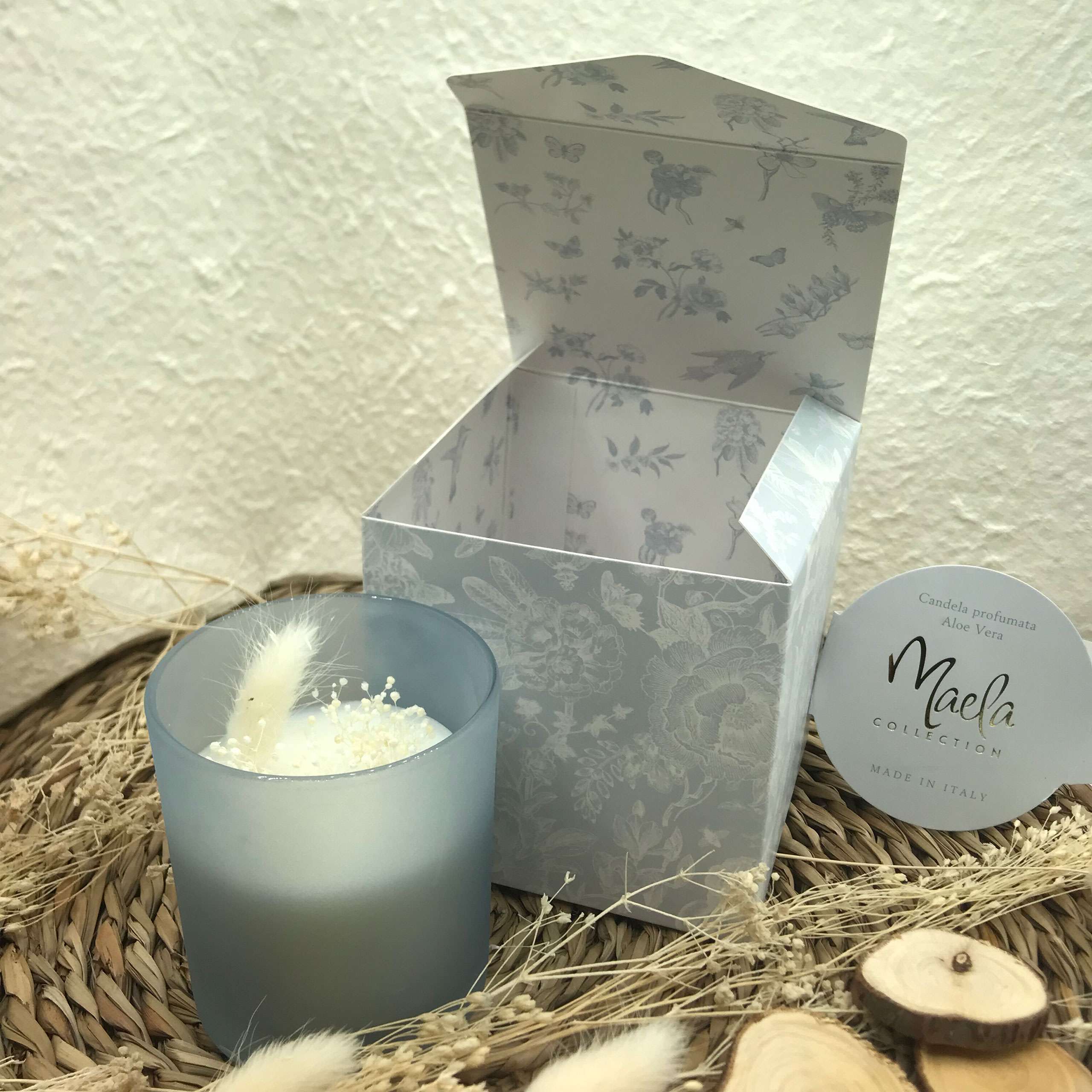 Vaso-cilindrico-carta-da-zucchero-con-candela-profumata (1)